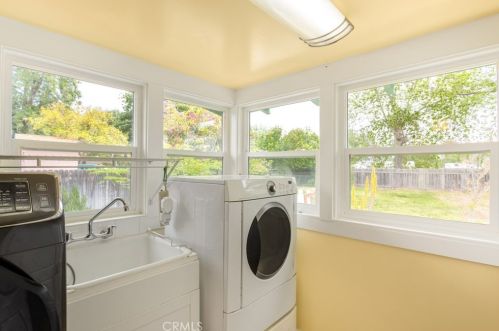 5766 Grand Ave, Riverside CA  92504-1300 exterior