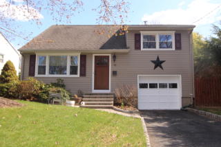 93 Wiltop Rd, Netcong, NJ 07857-1446