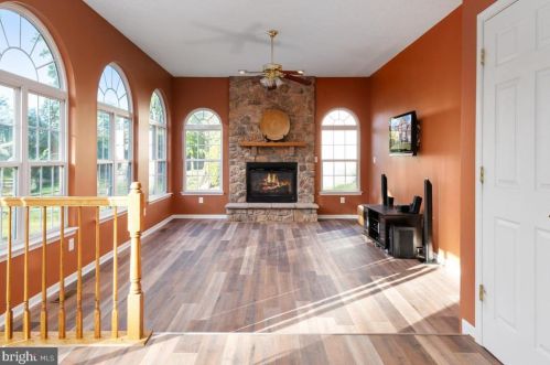 584 Windsong Dr, Aberdeen MD  21001-1835 exterior