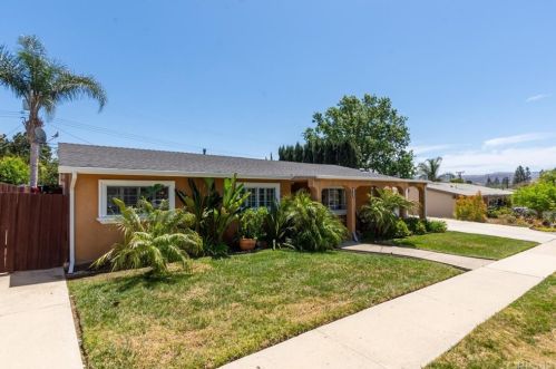 3048 Galveston Dr, Simi Valley, CA 93063-1814