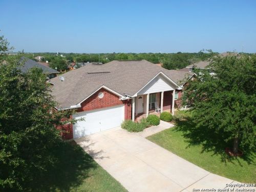 109 Crestway, Floresville, TX 78114-1655