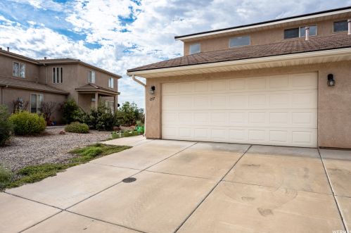 1277 Las Hurdes Dr, Saint George, UT 84770-5484
