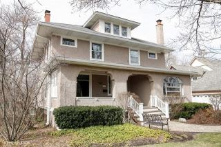 948 Vine St, Oak Brook, IL 60521-4549