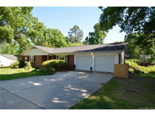 2550 Scott St, Kannapolis, NC 28083-9029