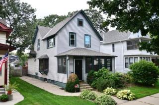 2324 Taylor St, Minneapolis MN  55418-3732 exterior