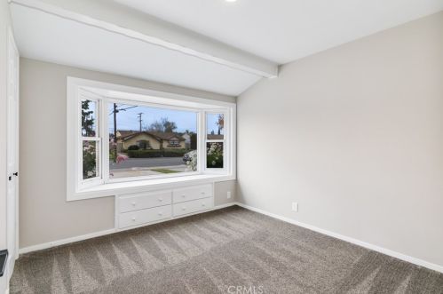 2949 Bridgeport Ave, Anaheim CA  92804-2049 exterior