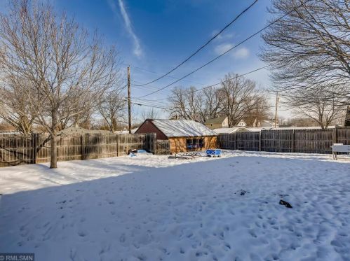 1005 Geranium Ave, Saint Paul MN  55106-2708 exterior