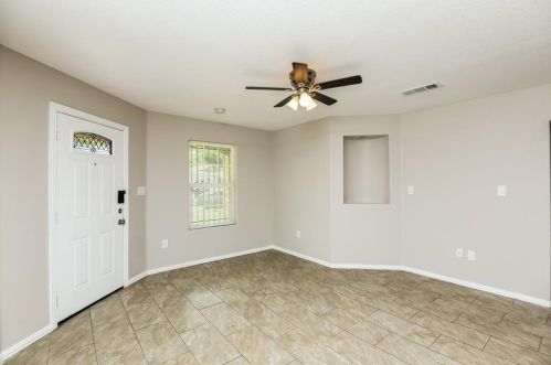 1400 Stewart St, Fort Worth TX  76104-7579 exterior