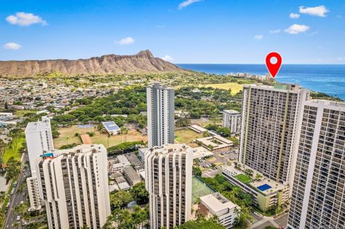 229 Paoakalani Ave, Honolulu HI 96815-3764 exterior