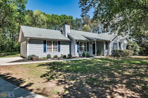 15 Emerald Dr, Newnan, GA 30265-2282