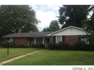 5229 Shannon Dr, Godfrey, IL 62035-1429
