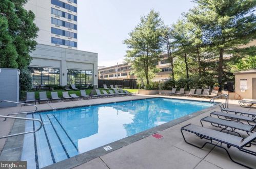 2001 Hamilton St, Philadelphia PA  19130-4298 exterior