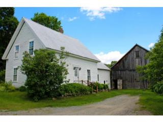 1121 Ferguson Rd, Barnet VT  05821-9320 exterior