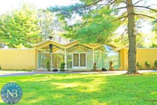 222 Prospect Pl, Danville, IL 61832-1863