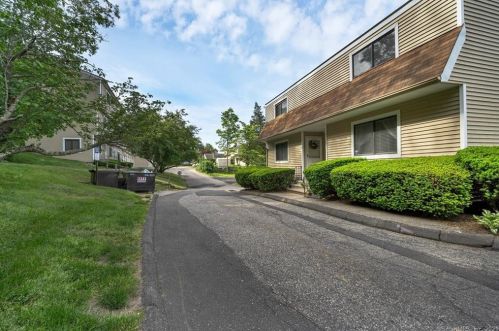 233 Derby Ave, Derby CT  06418-2077 exterior