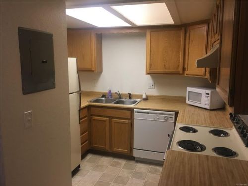 15390 Arizona Ave, Denver CO  80017-4098 exterior