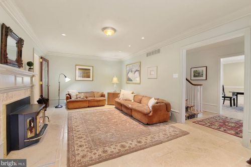 315 Maple Ave, Haddonfield NJ 08033-1438 exterior