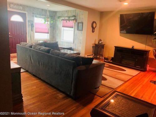 512 Nantucket Rd, Lacey, NJ 08731-4920