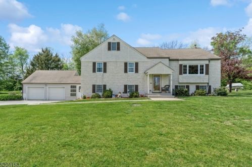 26 Francisco Dr, Fredon, NJ 07860-5330