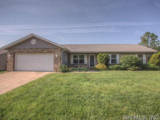 104 Meadowbruck Ln, Belleville, IL 62221-4438