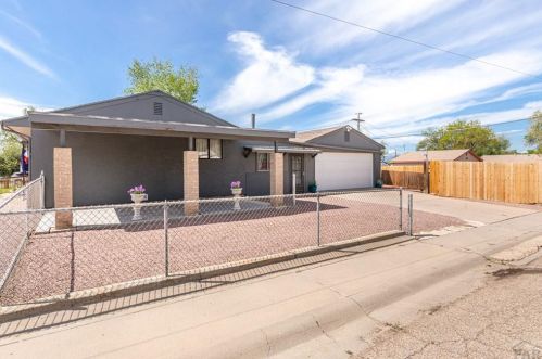 3027 Cheyenne Ave, Pueblo, CO 81008-1413