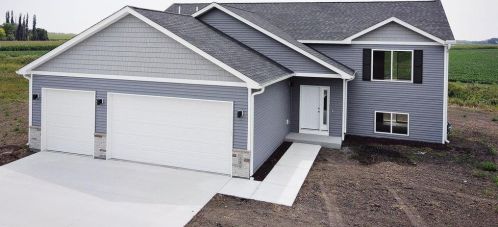 220 Frenzel Dr, Arlington, MN 55307-4546