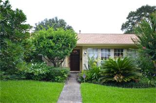 4309 Kingfisher Dr, Houston TX  77035-5107 exterior