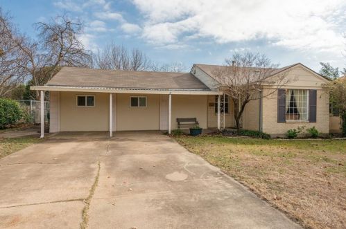 3533 South Dr, Fort Worth, TX 76109-4513