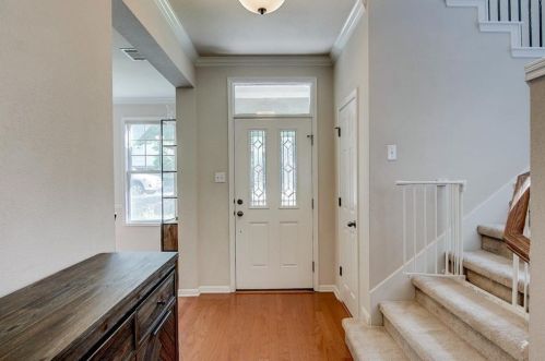 1613 12th St, Austin, TX 78702-1121
