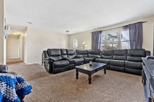 338 Stafford Way, Lemont IL  60440-2128 exterior