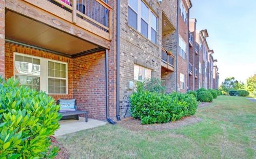 3636 Brookleigh Ln, Atlanta GA  30319-2219 exterior