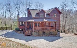 370 Woodring St, Ellijay, GA 30540-0004