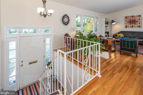 15 Robert Rd, Princeton NJ  08540-5332 exterior