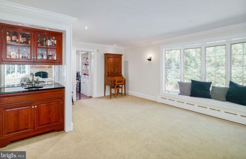 1023 Washington Ave, Tavistock NJ 08033-3605 exterior