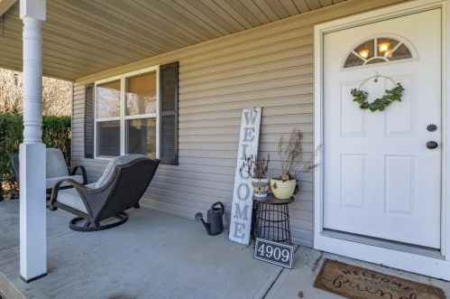 4909 County Line Rd, Springfield OH  45502-8828 exterior