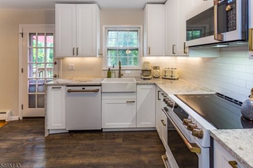 23 Corey Rd, Roxbury Township, NJ 07836-9617
