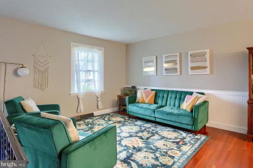 2861 Southwick Dr, Lancaster PA  17601-3547 exterior