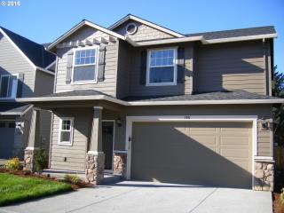156 16th Ave, Barlow OR  97013-6382 exterior