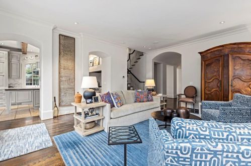 395 Beverly Rd, Atlanta GA  30309-2728 exterior