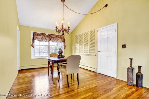 63 Cloverdale Cir, Tinton Falls NJ 07724-3105 exterior