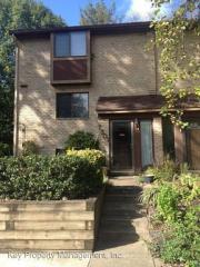 7301 Kerry Hill Ct, Columbia MD  21045-5007 exterior