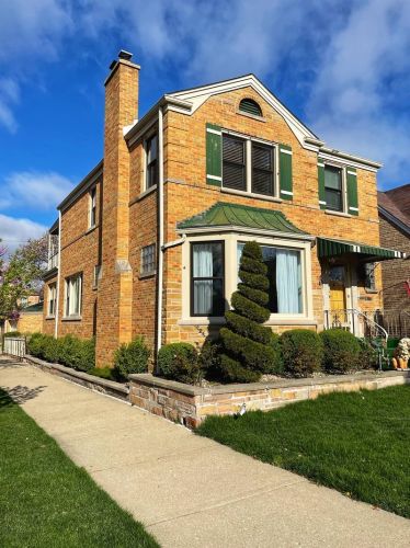 1800 Newcastle Ave, Chicago, IL 60707-3312