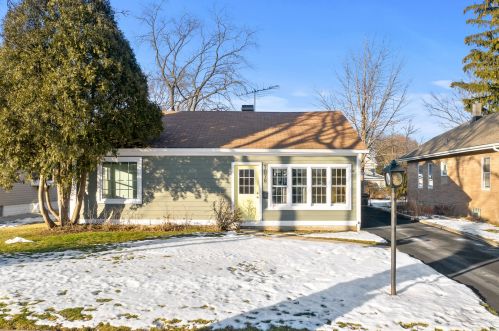 1078 Walter Ave, Des Plaines, IL 60016-3333