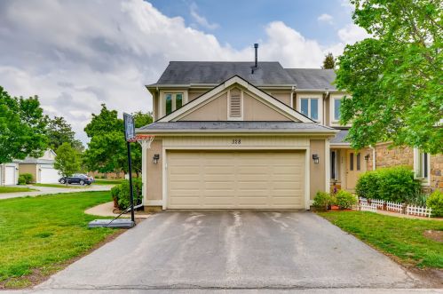 328 Redwing Dr, Bannockburn, IL 60015-3684