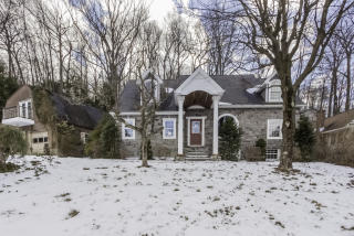 95 Hosier Rd, Plymouth, CT 06782-2705