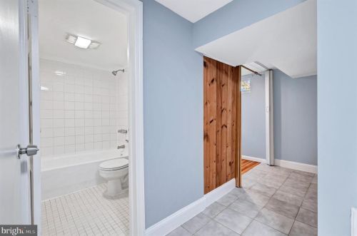 1610 Neely Rd, Silver Spring MD 20903-1938 exterior