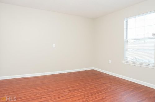 206 Oak Cir, Stockbridge GA  30281-3312 exterior