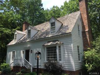 2840 River Oaks Dr, Midlothian, VA 23113-2225