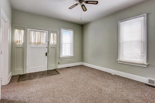 115 Center St, Braidwood, IL 60408-1941