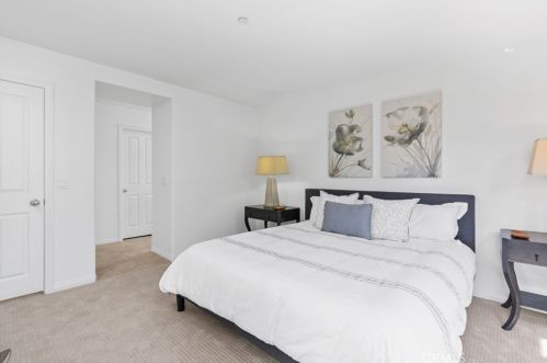 42 Arborside, Irvine CA  92603-0111 exterior